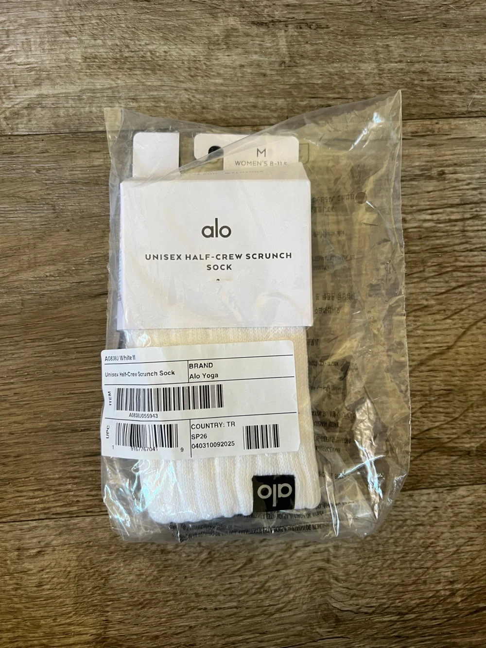 Alo Yoga Unisex Half Crew Crunch Sock